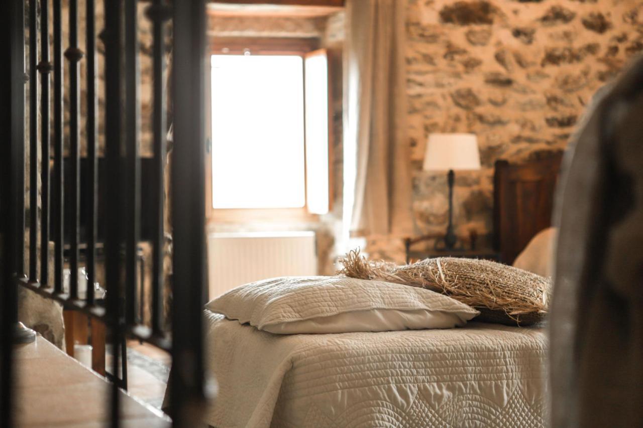 Maison D'Hotes Le Hameau De La Mure Saint-Laurent-du-Pape Esterno foto
